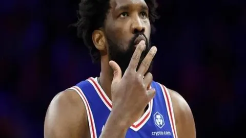 “39岁胡尔克再现惊人任意球风采”